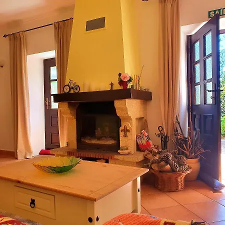 Villa Charming With Mountain View In Garden *