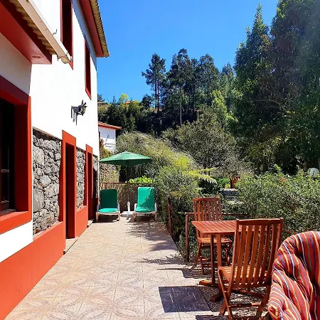 Charming With Mountain View In Garden Villa